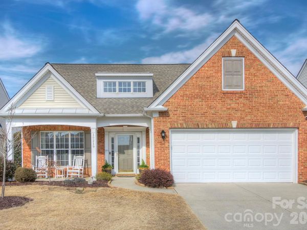 10219 Threatt Woods Drive, Charlotte, NC 28277