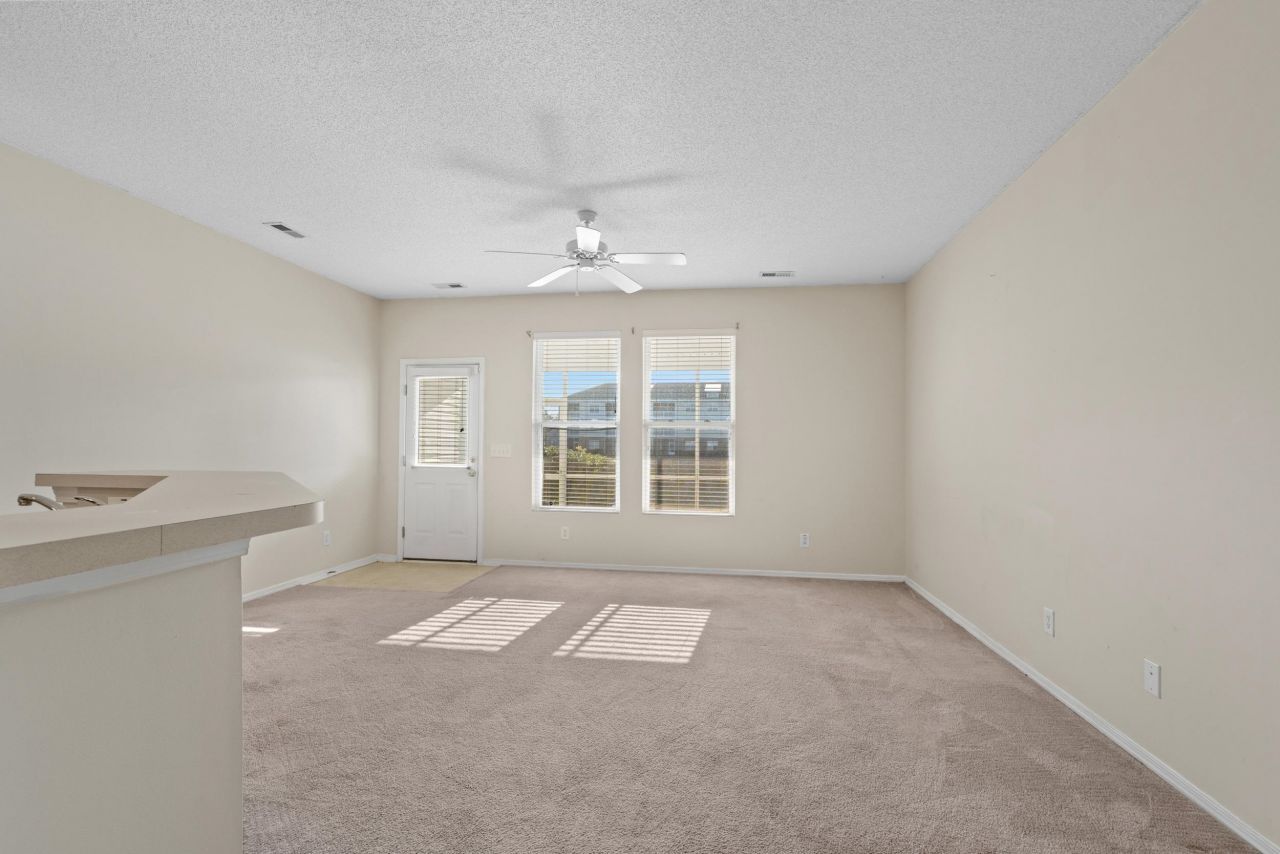 326 Kiskadee Loop  Photo 12