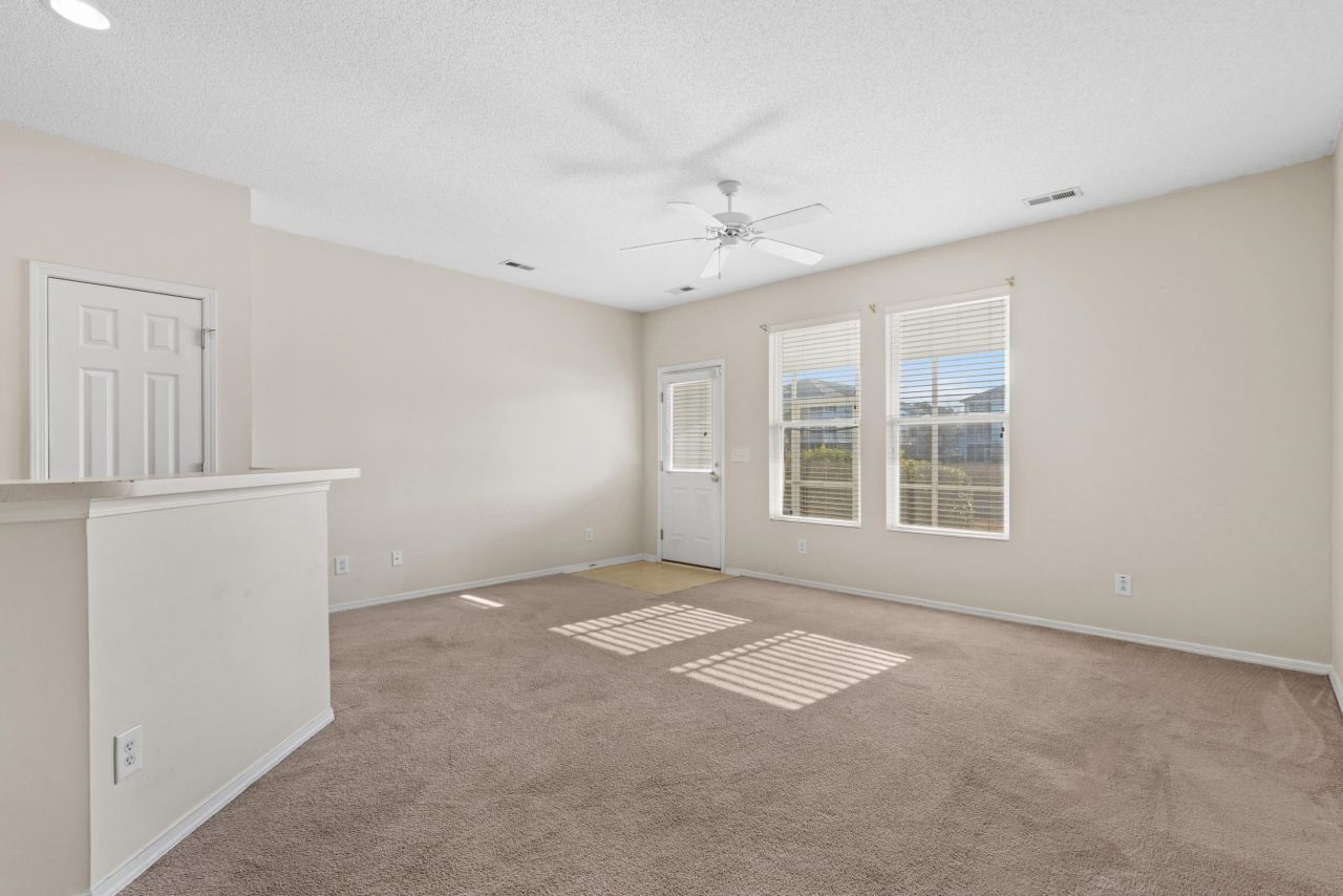 326 Kiskadee Loop  Photo 13