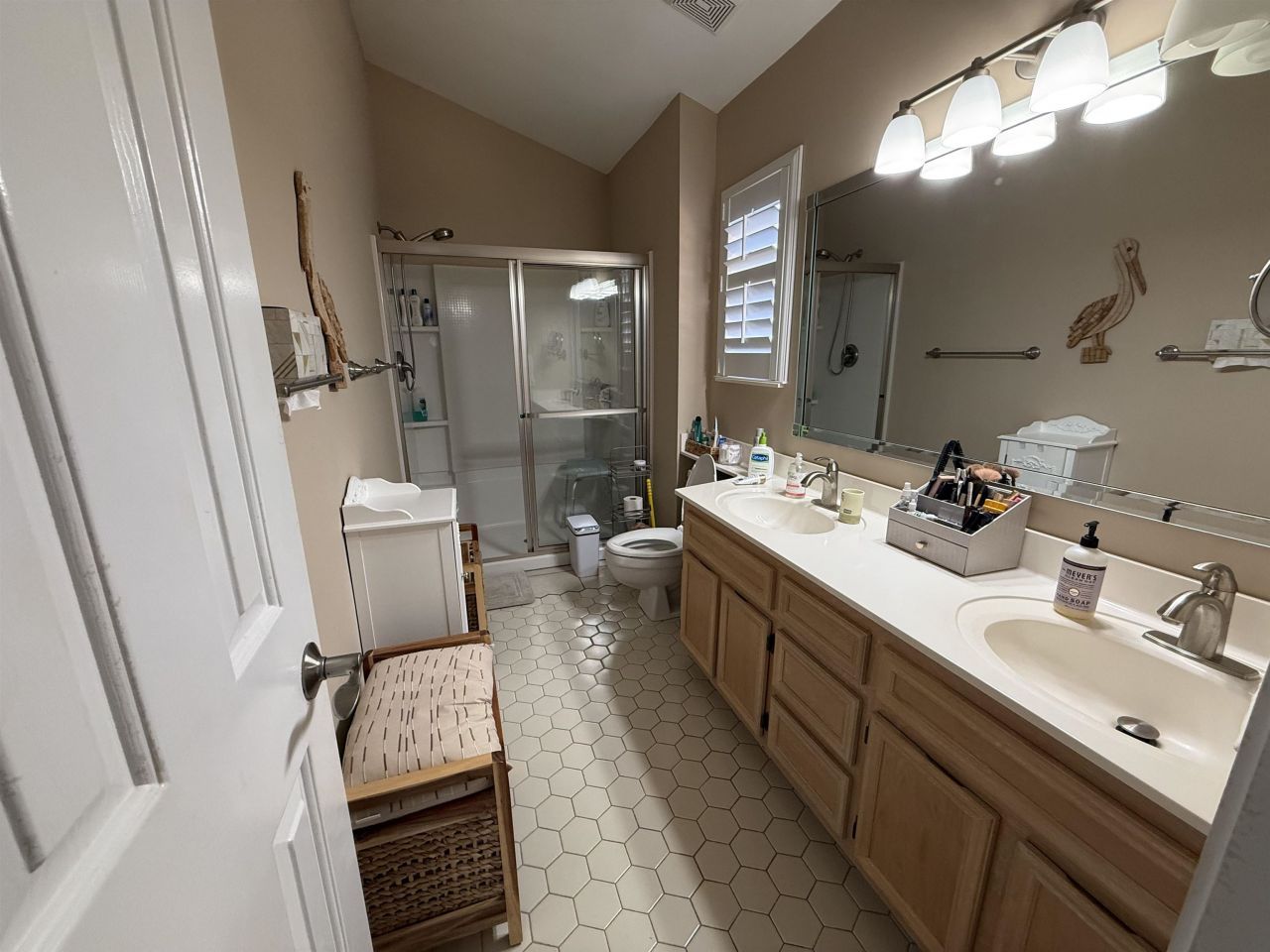 898 Knoll Dr. Photo 15