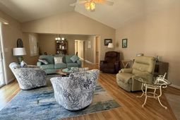 898 Knoll Dr. photo 4