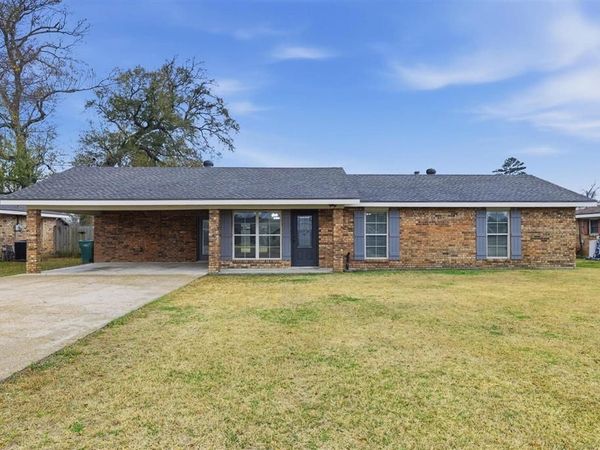 2324 Augustine Drive, Sulphur, LA 70663