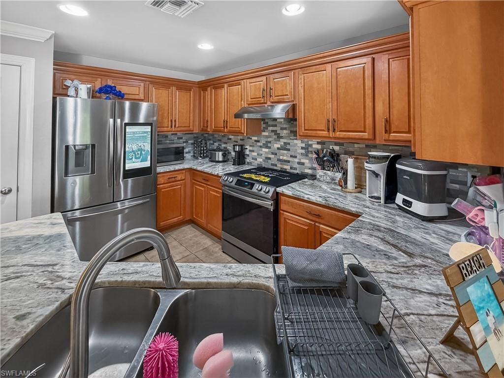 15150 Piping Plover Ct, Unit 102, North Fort Myers, FL 33917 Photo