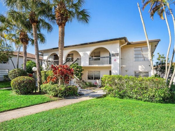13921 Royal Palm Court, Unit B, Delray Beach, FL 33484
