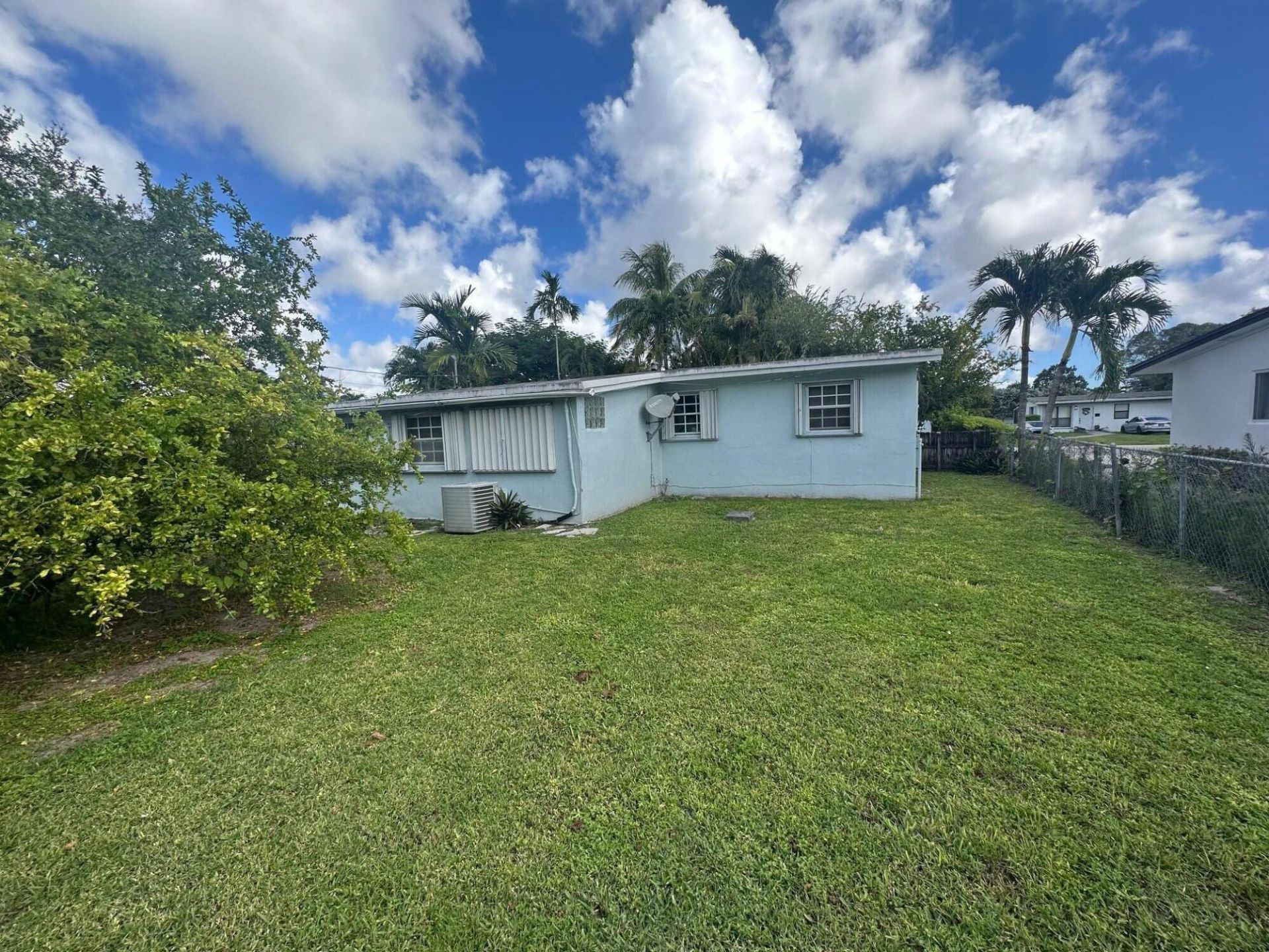 5486 SW 91st Avenue, Miami, FL 33165 Photo