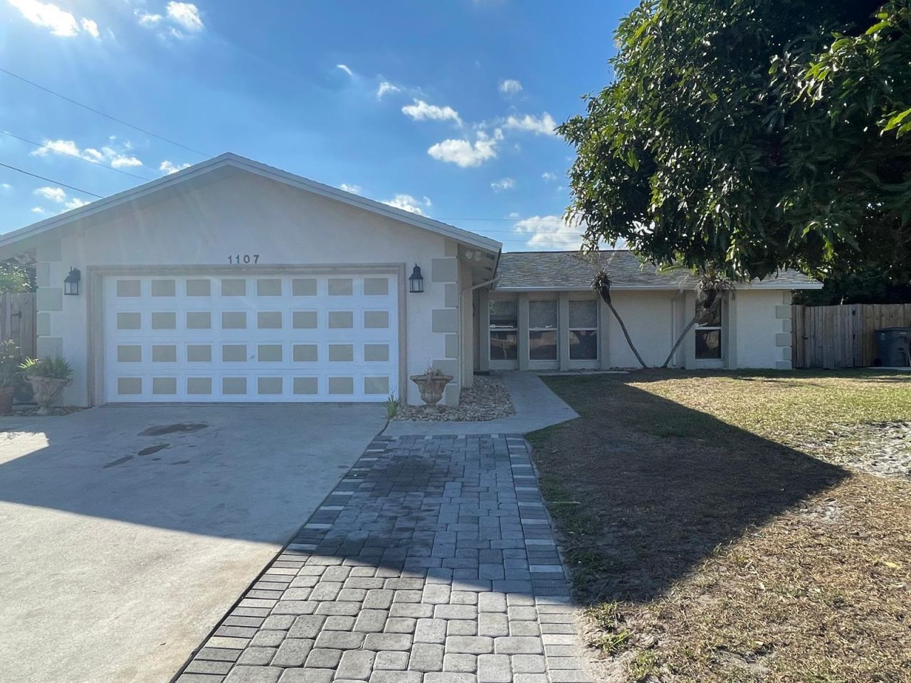 1107 Woodcrest Road W, West Palm Beach, FL 33417 Main Photo