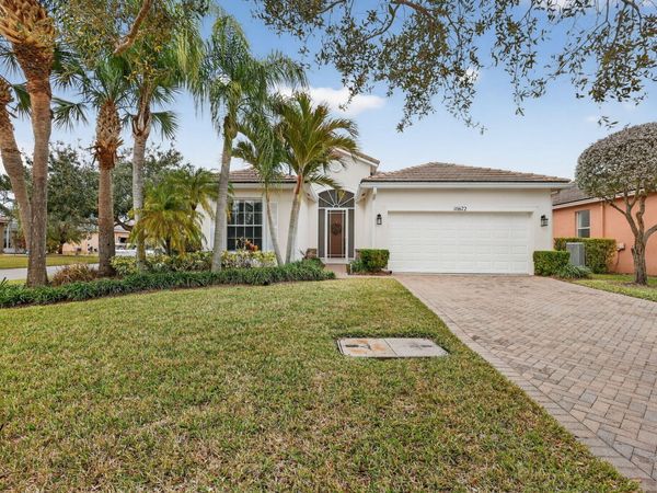 10672 SW Gingermill Drive, Port Saint Lucie, FL 34987