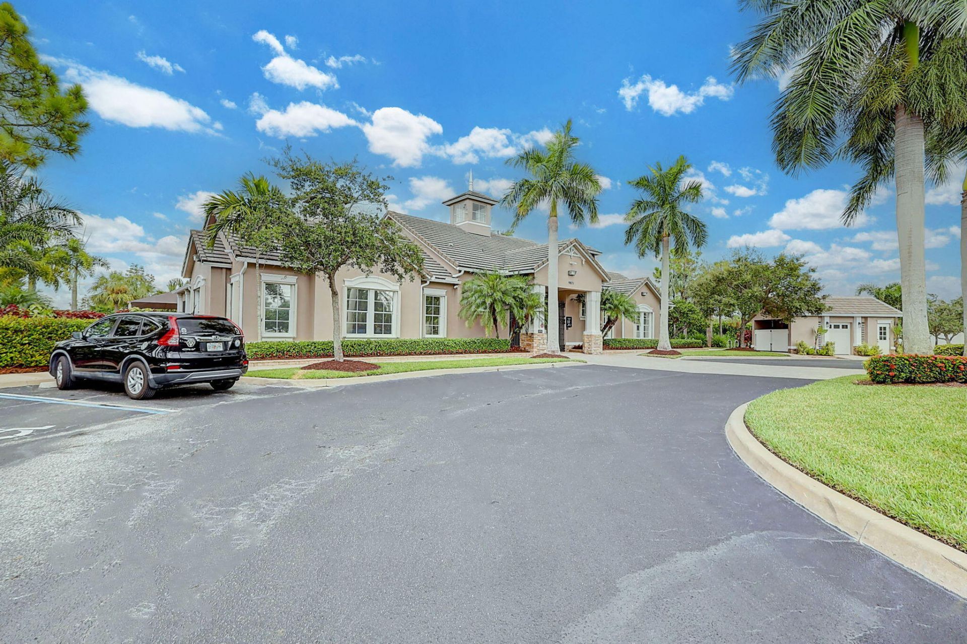 10672 SW Gingermill Drive, Port Saint Lucie, FL 34987 Photo