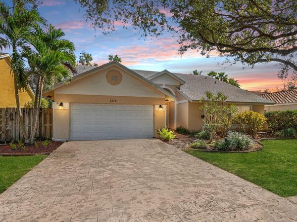 7312 NW 45th Avenue, Coconut Creek, FL 33073