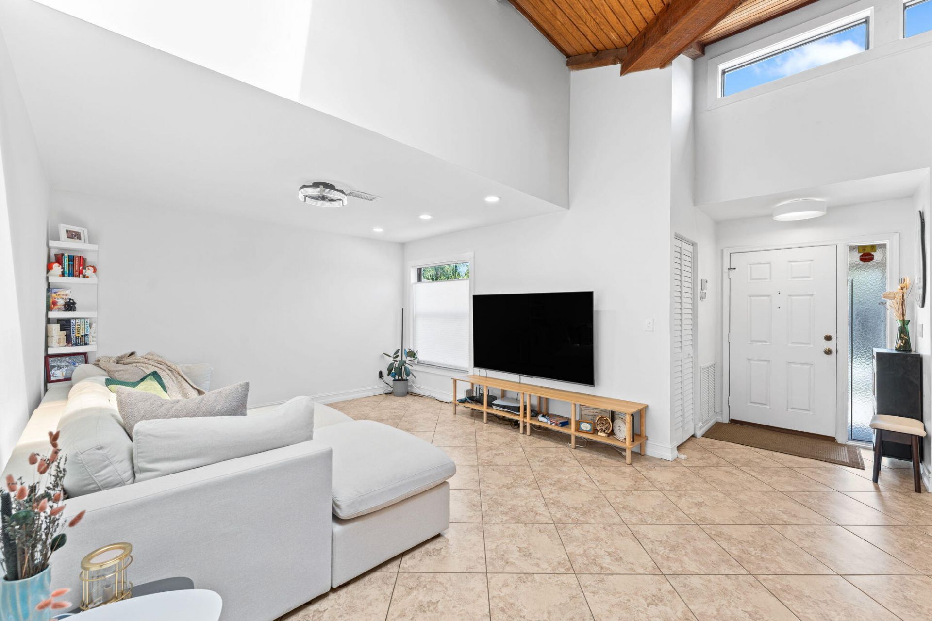 7811 Beechfern Circle, Unit 26, Tamarac, FL 33321 Photo