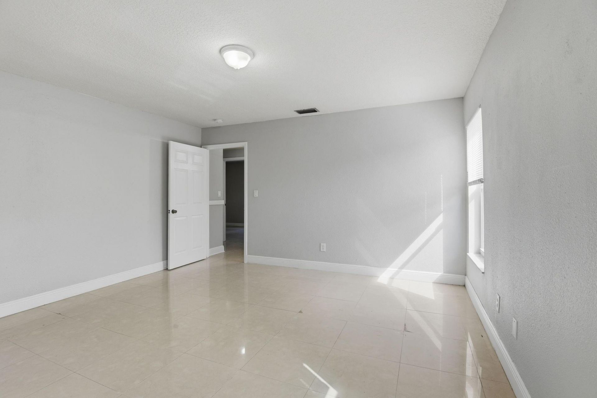 17023 SW 149th Place, Miami, FL 33187 Photo