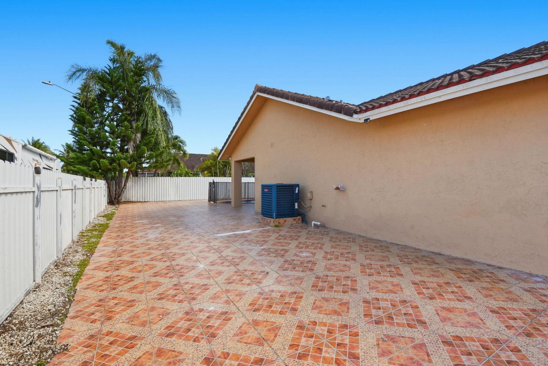 17023 SW 149th Place, Miami, FL 33187 Photo