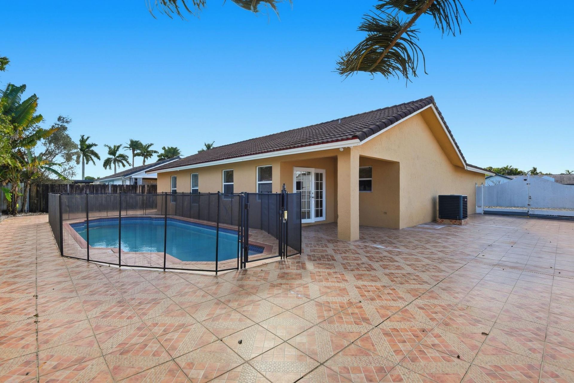 17023 SW 149th Place, Miami, FL 33187 Photo