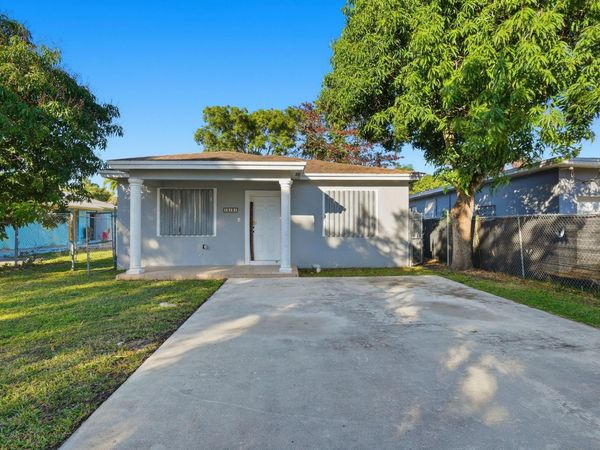 10131 W Indigo St, Miami, FL 33157