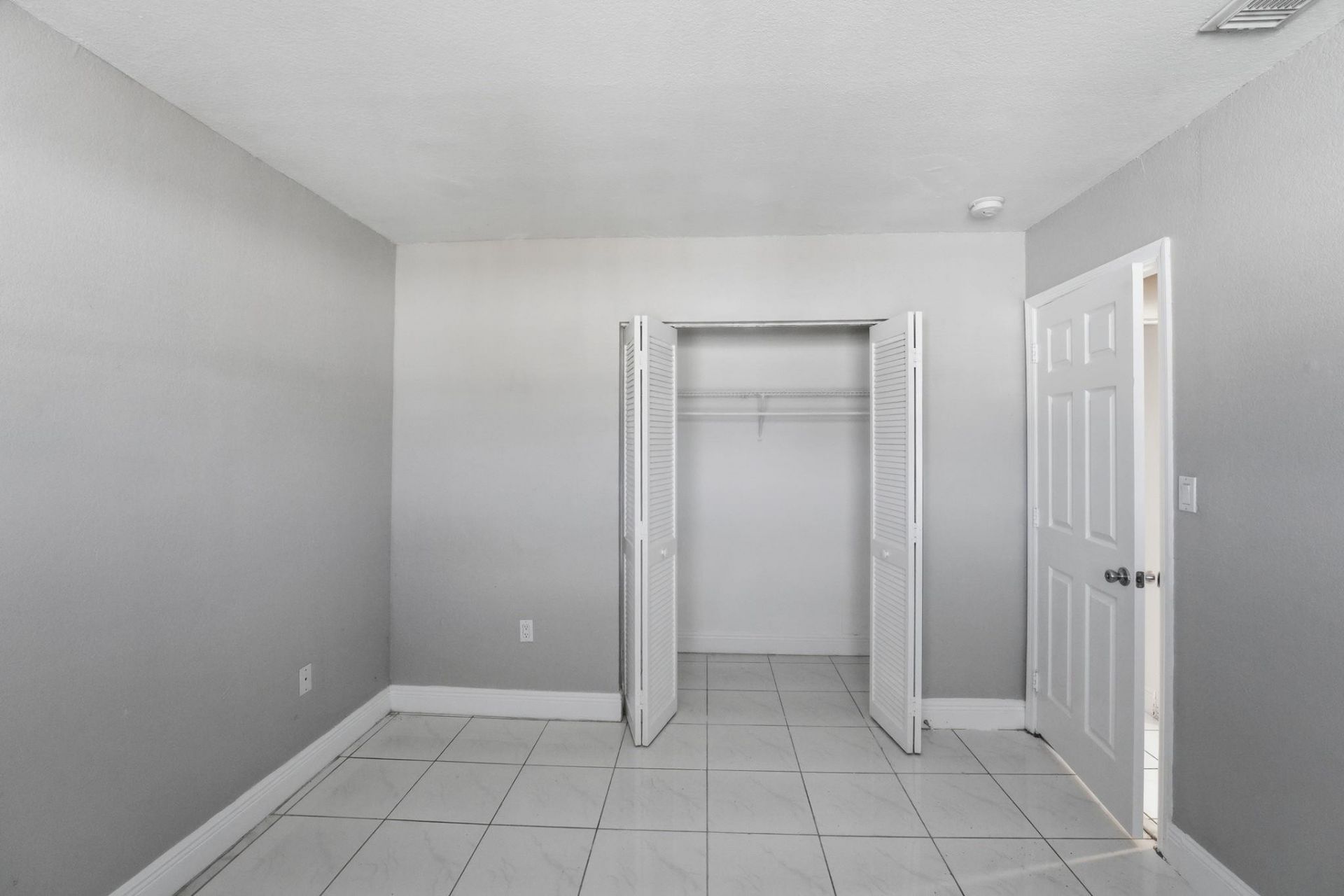 5860 SW 150th Avenue, Miami, FL 33193 Photo