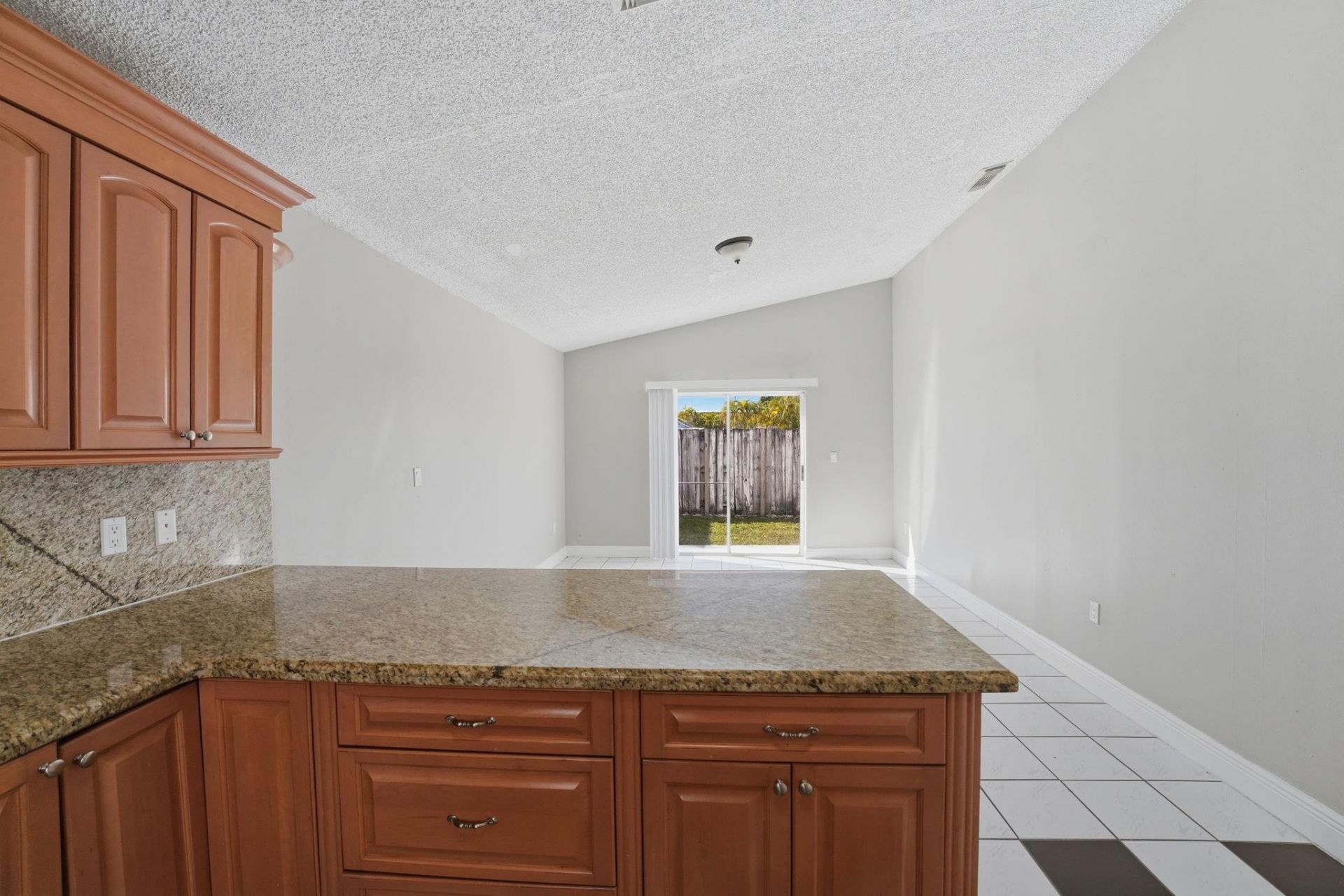 5860 SW 150th Avenue, Miami, FL 33193 Photo