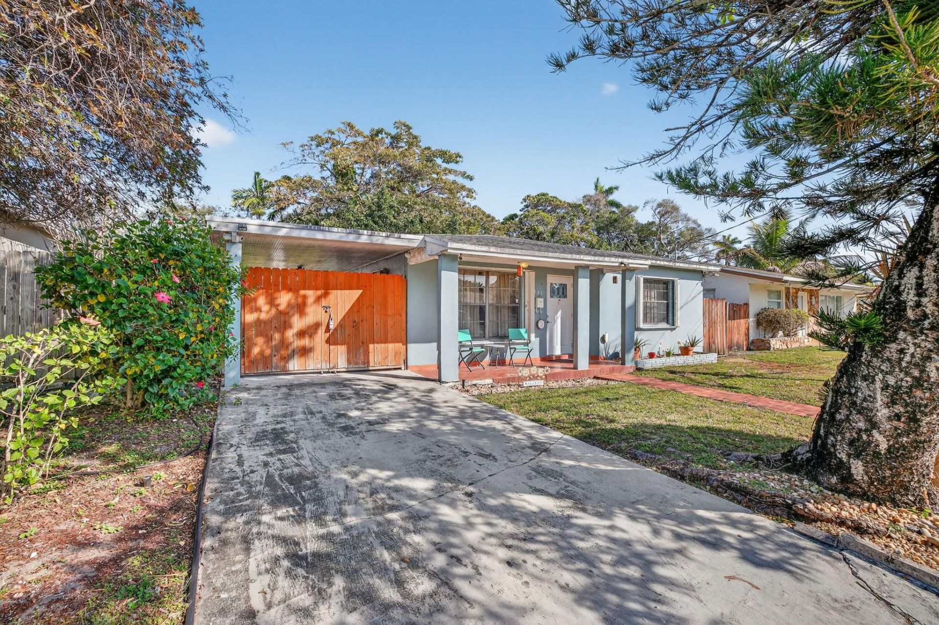 131 SW 7th Terrace, Hallandale Beach, FL 33009 Photo