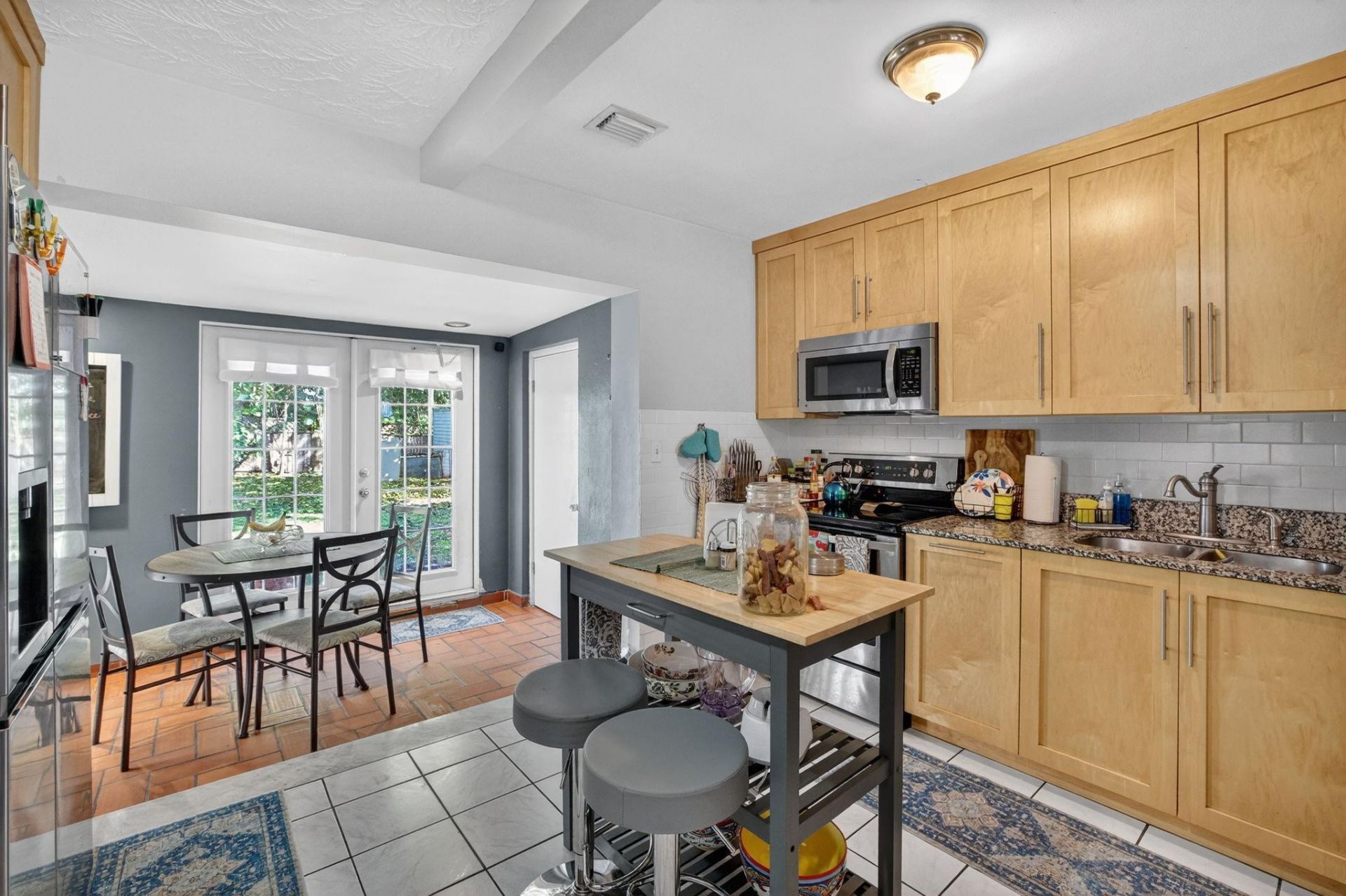 131 SW 7th Terrace, Hallandale Beach, FL 33009 Photo