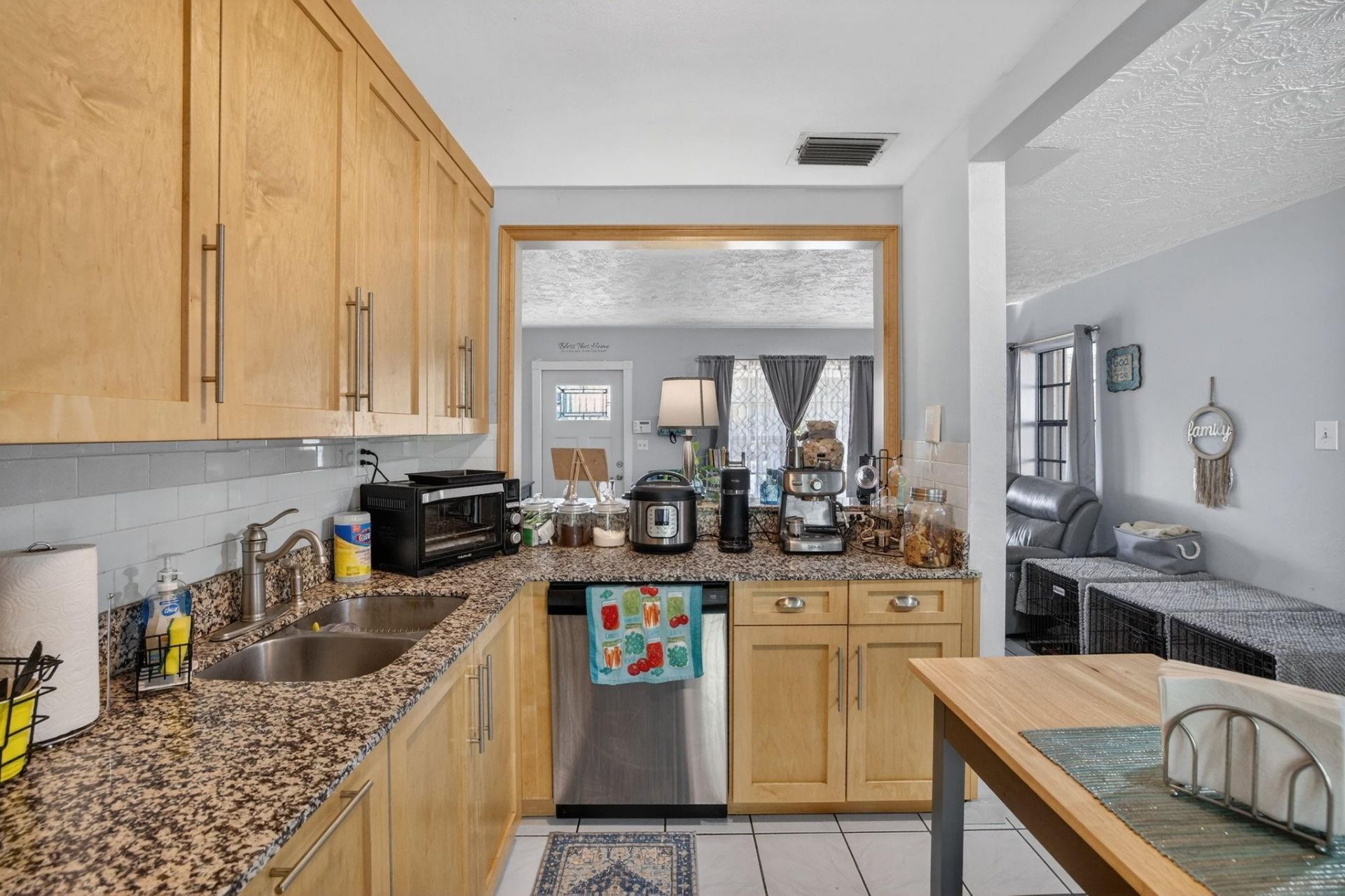 131 SW 7th Terrace, Hallandale Beach, FL 33009 Photo