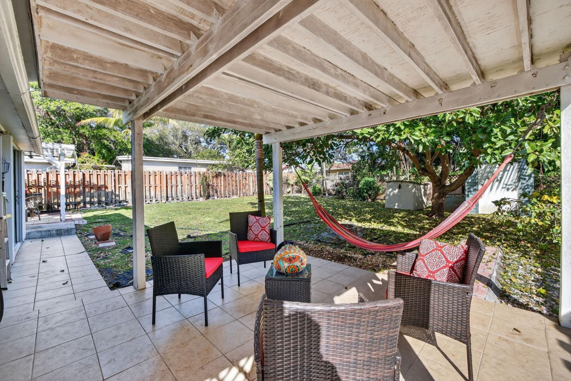 131 SW 7th Terrace, Hallandale Beach, FL 33009 Photo