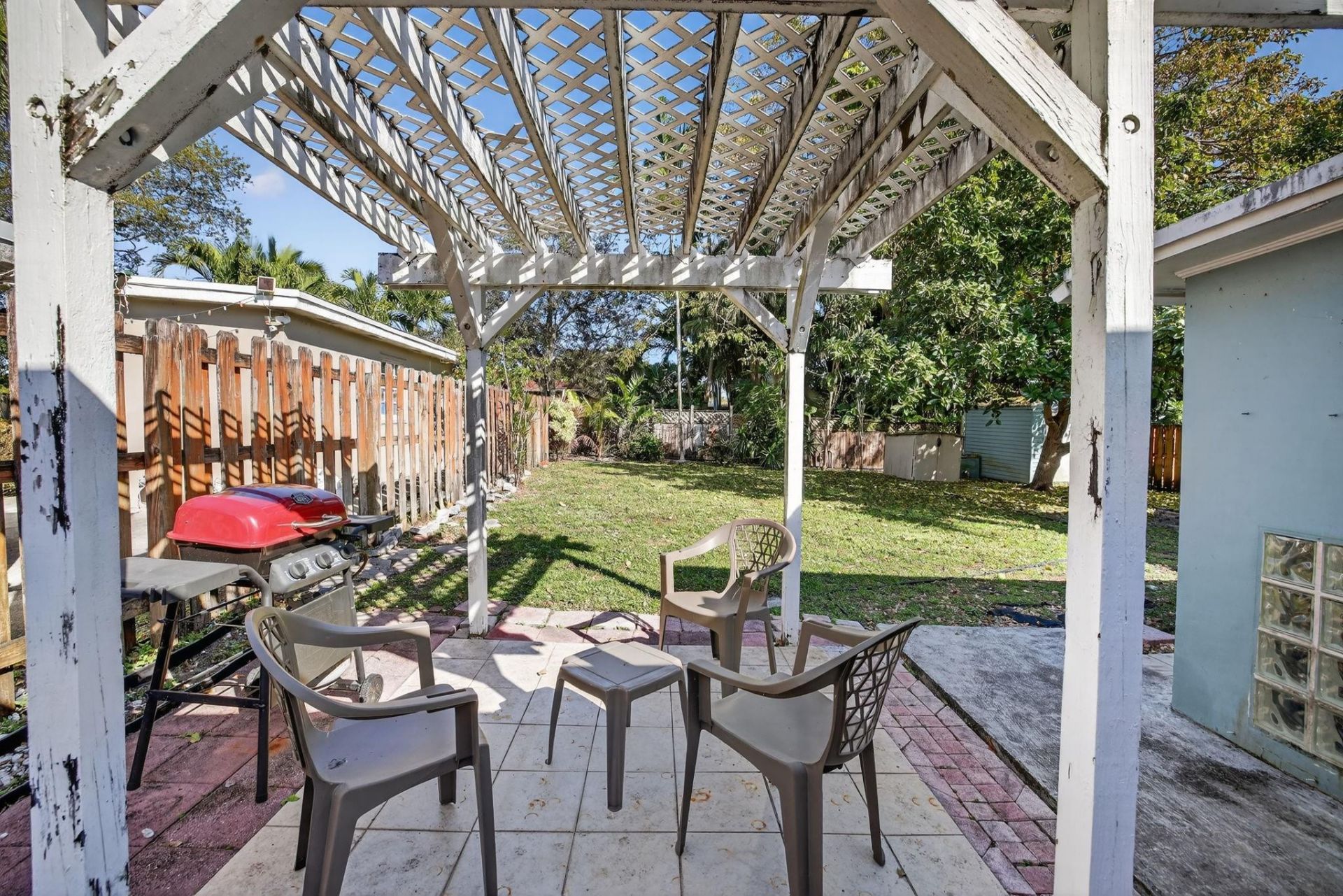 131 SW 7th Terrace, Hallandale Beach, FL 33009 Photo