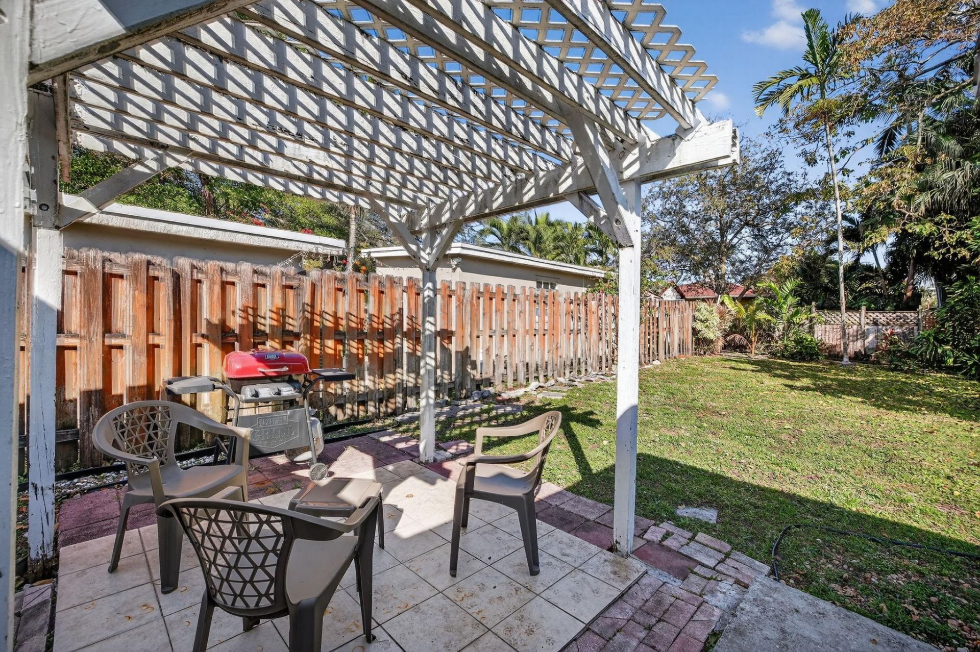 131 SW 7th Terrace, Hallandale Beach, FL 33009 Photo