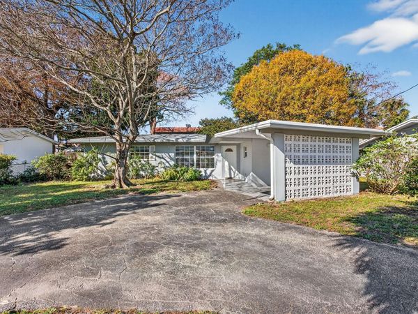 3261 NW 6th Ave, Fort Lauderdale, FL 33309