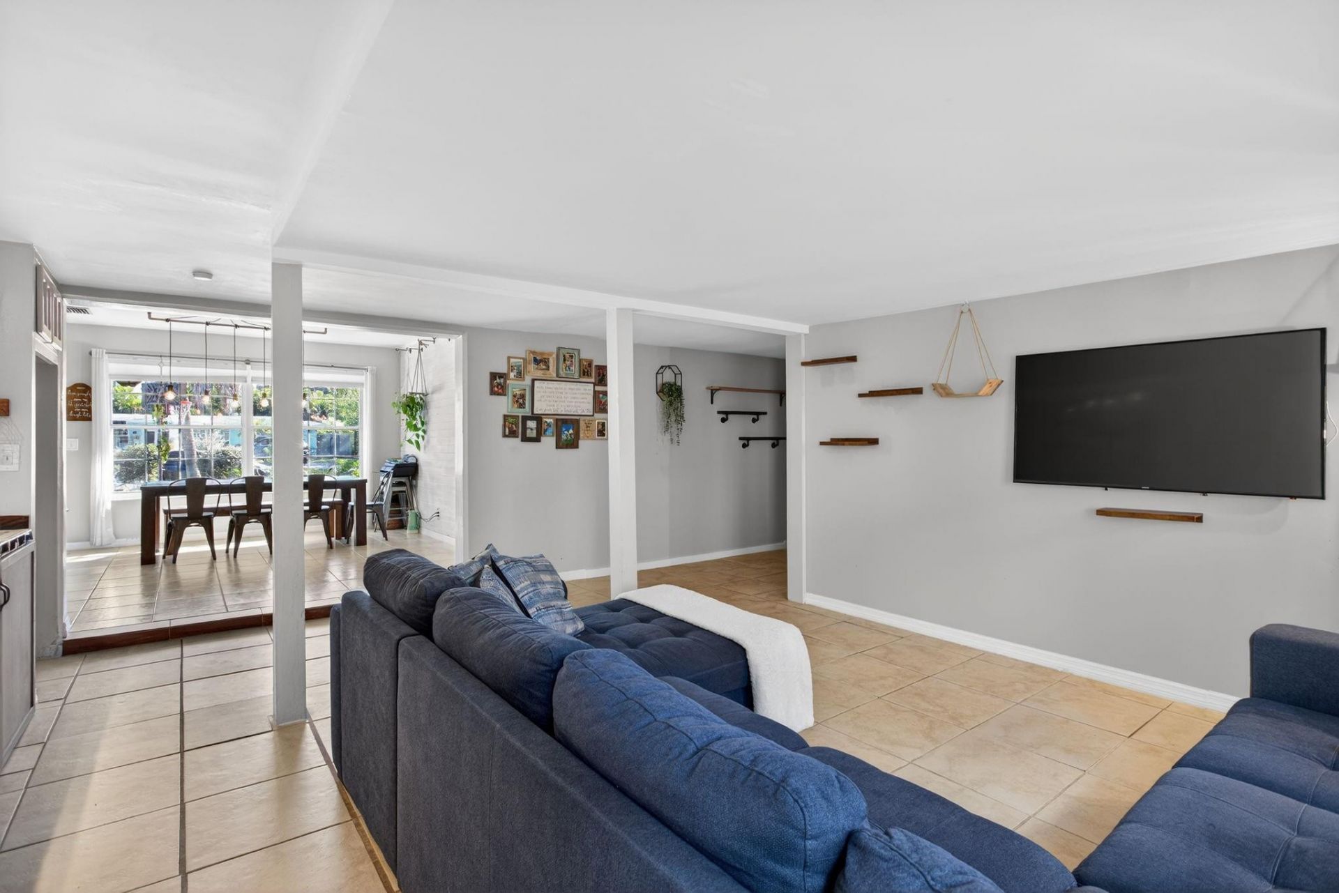 3261 NW 6th Avenue, Fort Lauderdale, FL 33309 Photo