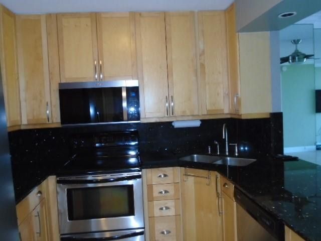 1800 N Andrews Avenue, Unit 4B, Fort Lauderdale, FL 33311 Photo