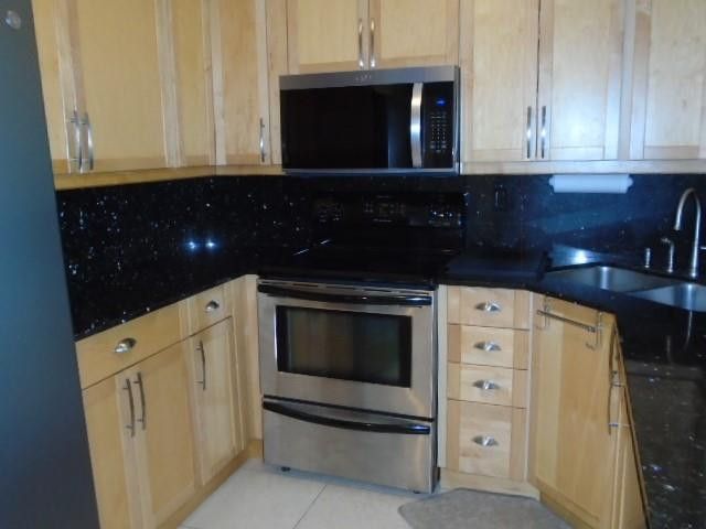 1800 N Andrews Avenue, Unit 4B, Fort Lauderdale, FL 33311 Photo