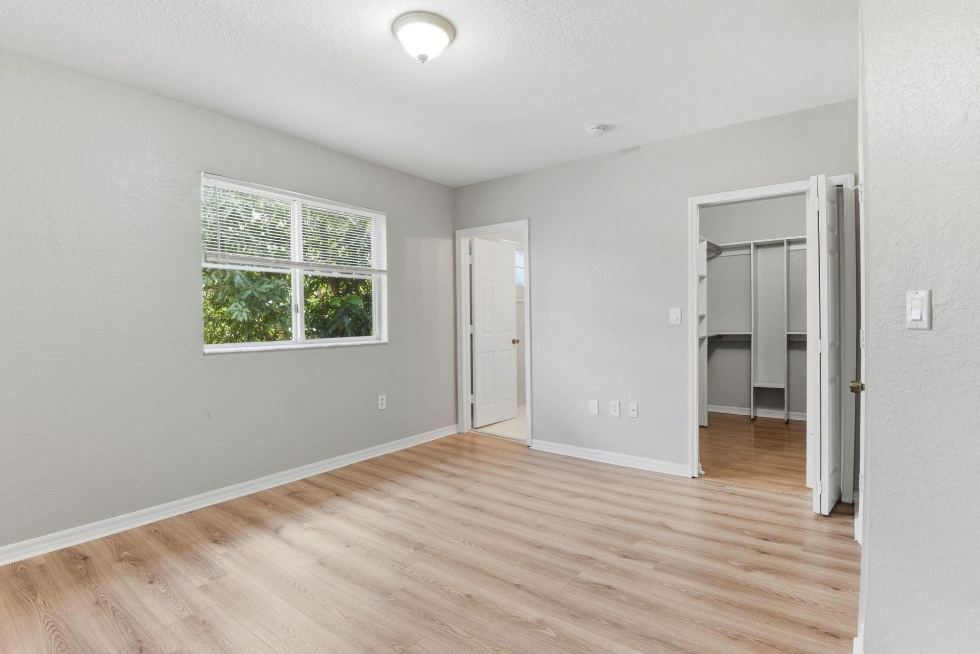 885 SW 6th Ct, Homestead, FL 33034 Photo