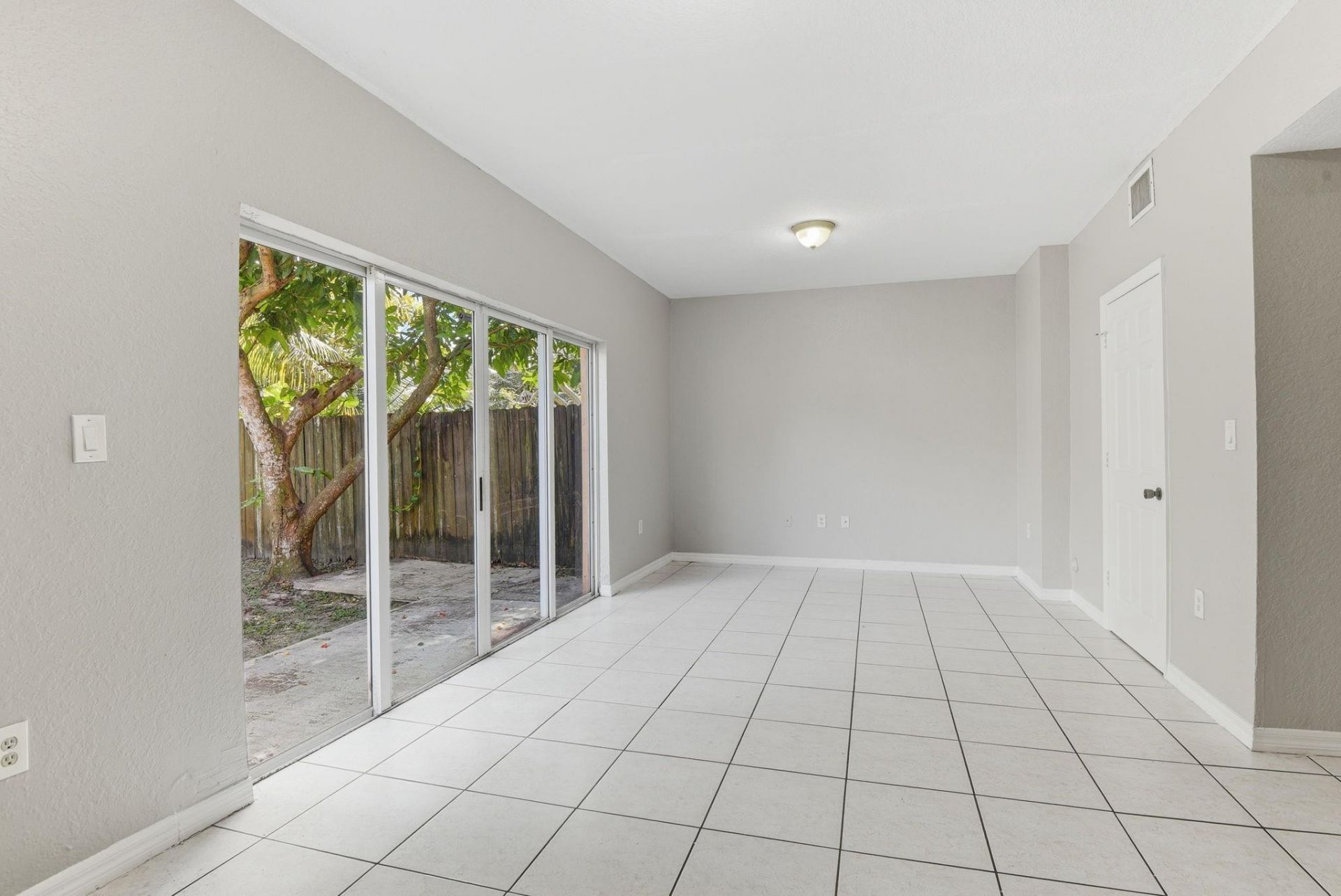 885 SW 6th Ct, Homestead, FL 33034 Photo