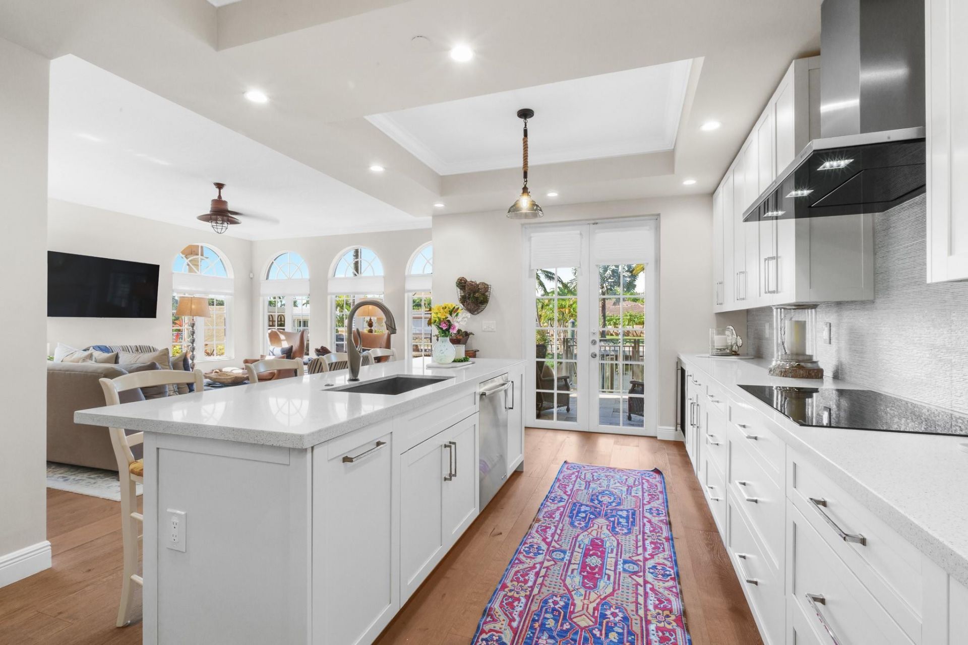 237 Garden Court, Lauderdale by the Sea, FL 33308 Photo