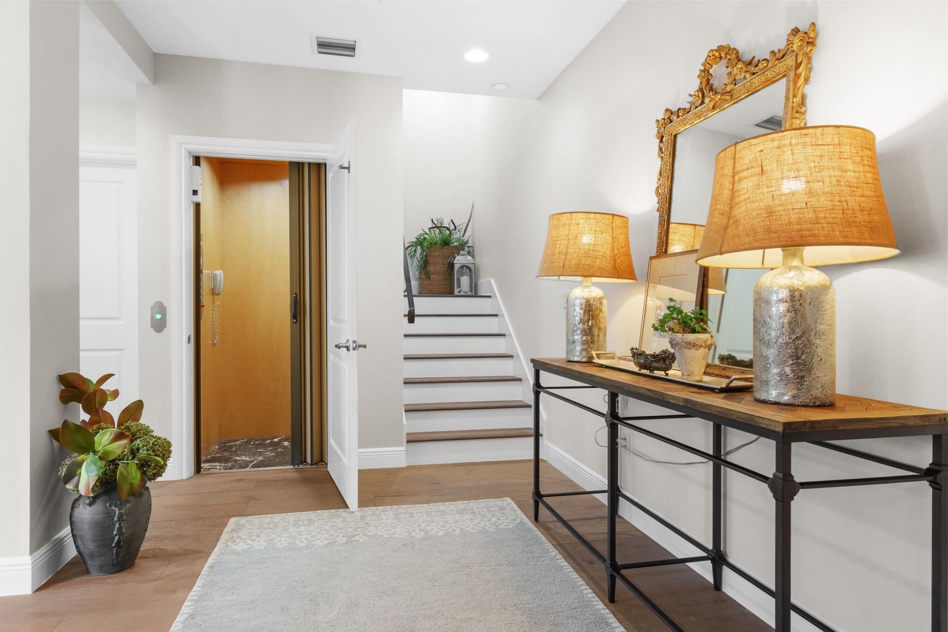 237 Garden Court, Lauderdale by the Sea, FL 33308 Photo