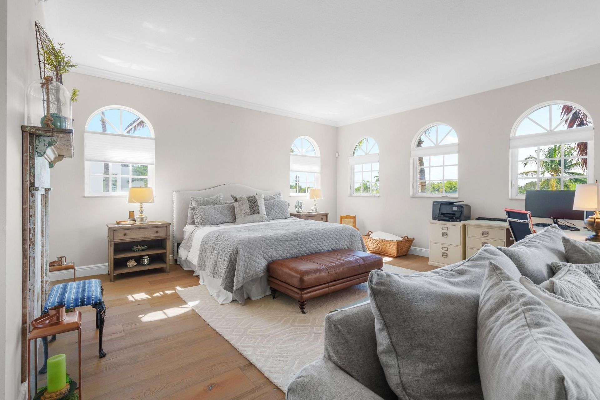 237 Garden Court, Lauderdale by the Sea, FL 33308 Photo