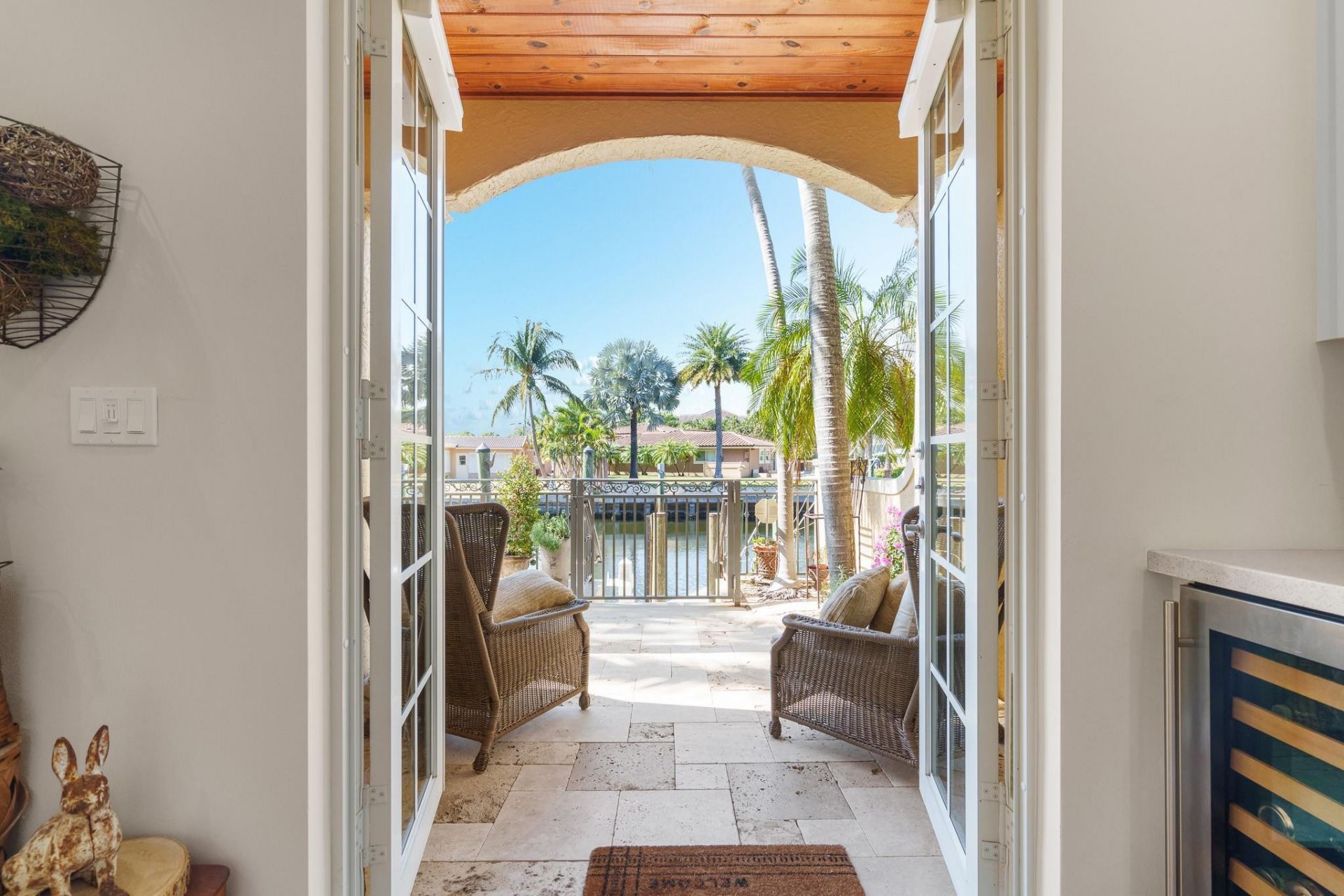 237 Garden Court, Lauderdale by the Sea, FL 33308 Photo