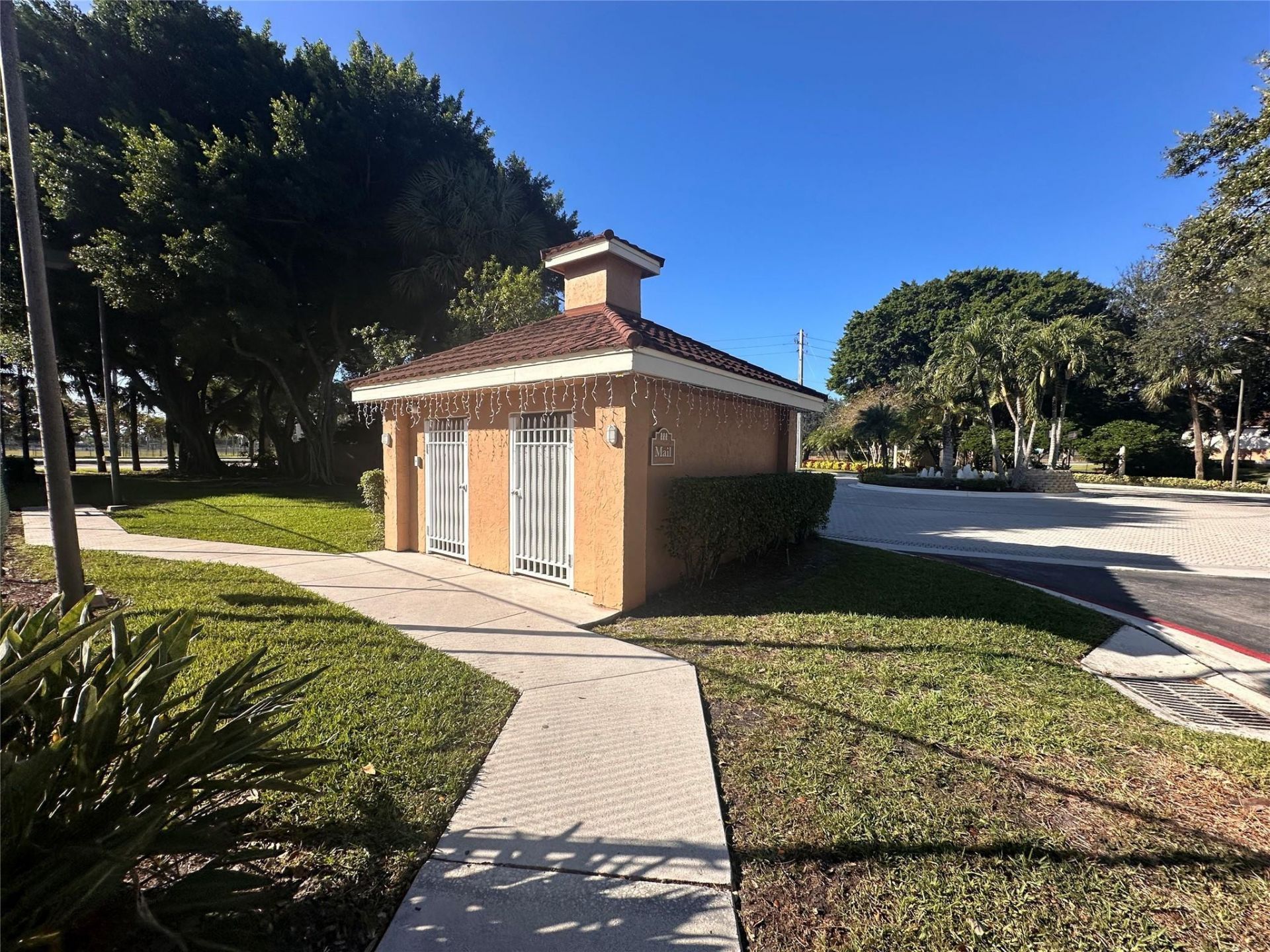729 NW 91st Terrace, Unit 729, Plantation, FL 33324 Photo