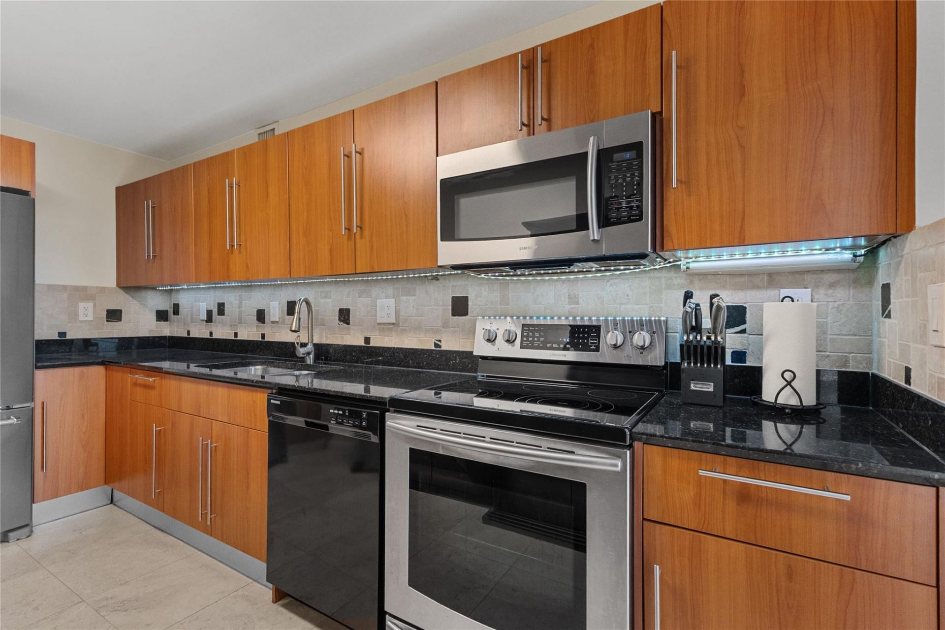 3001 S Ocean Drive, Unit 727, Hollywood, FL 33019 Photo