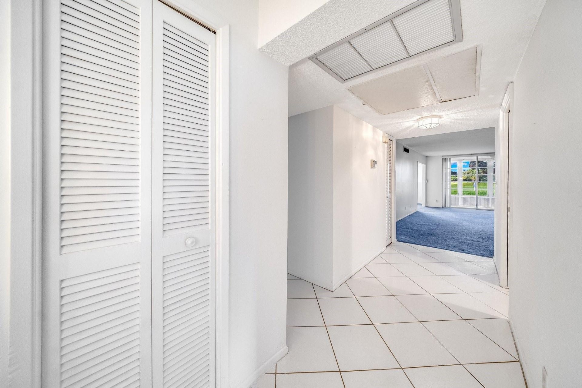 2601 S Course Drive, Unit 111, Pompano Beach, FL 33069 Photo