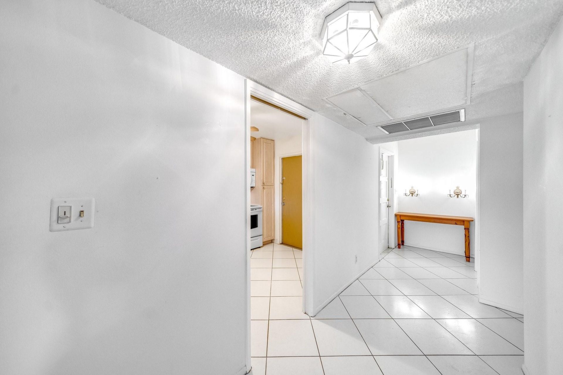 2601 S Course Drive, Unit 111, Pompano Beach, FL 33069 Photo