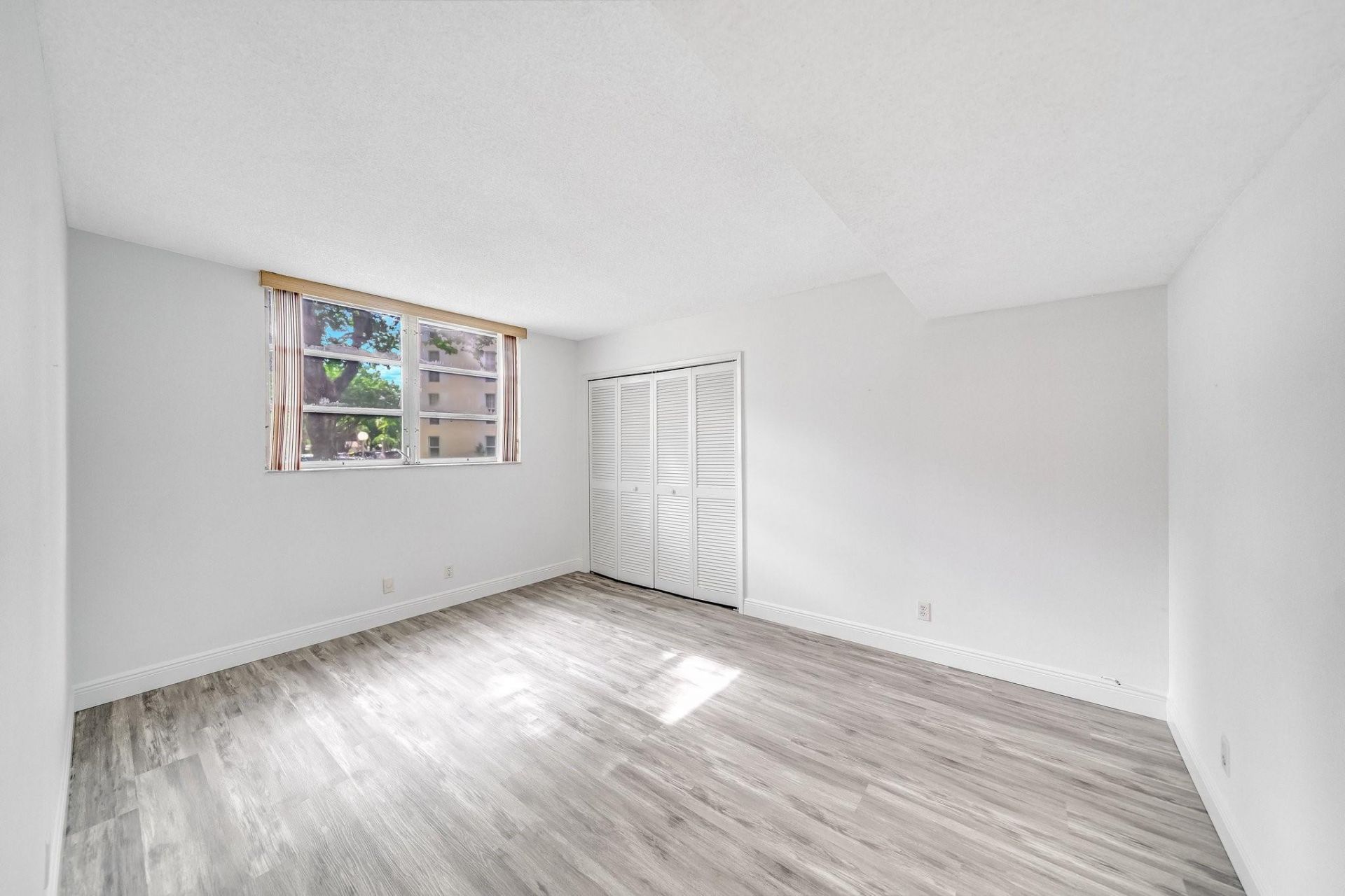 2601 S Course Drive, Unit 111, Pompano Beach, FL 33069 Photo