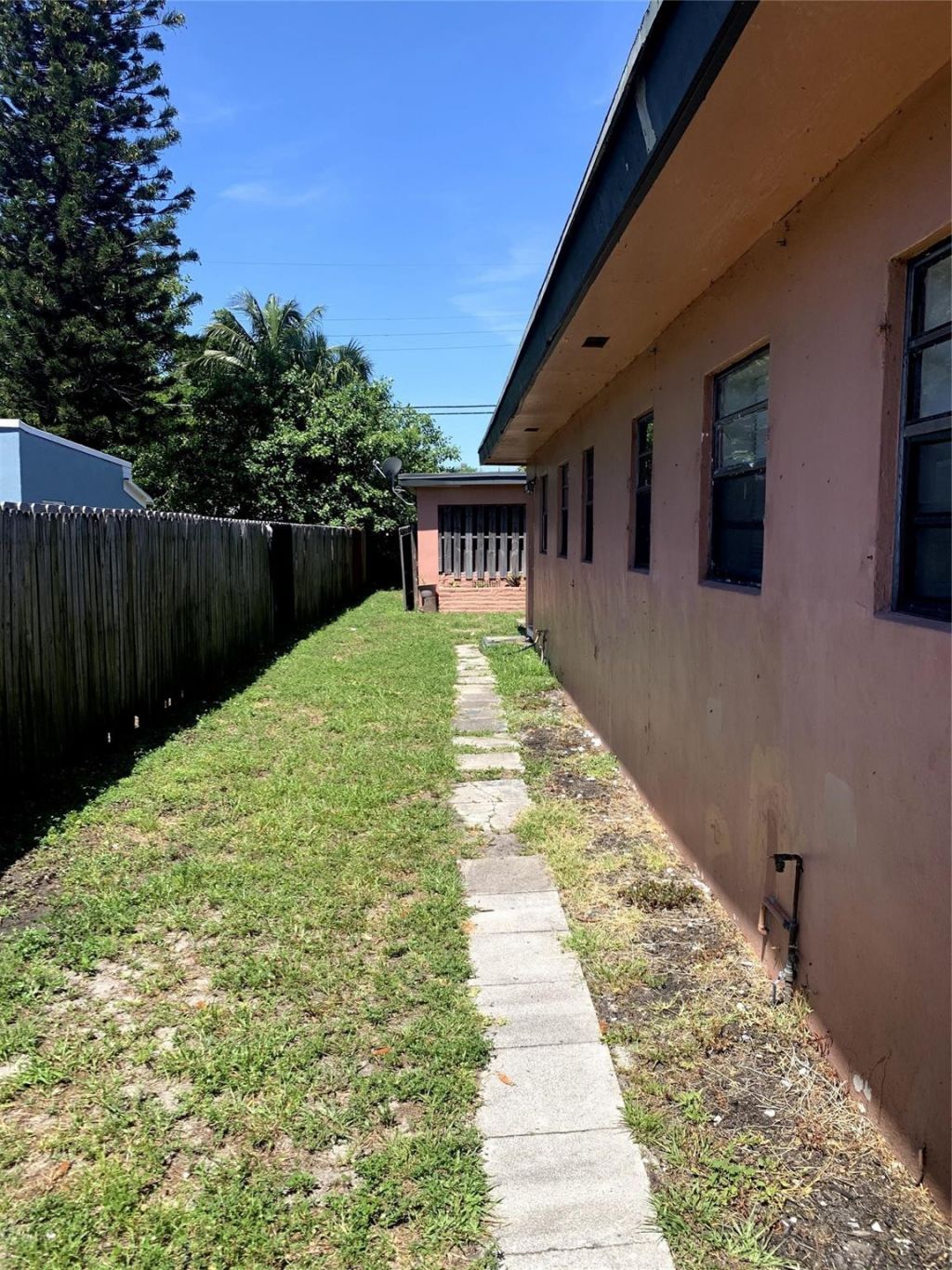 700 NW 13th Street, Fort Lauderdale, FL 33311 Photo