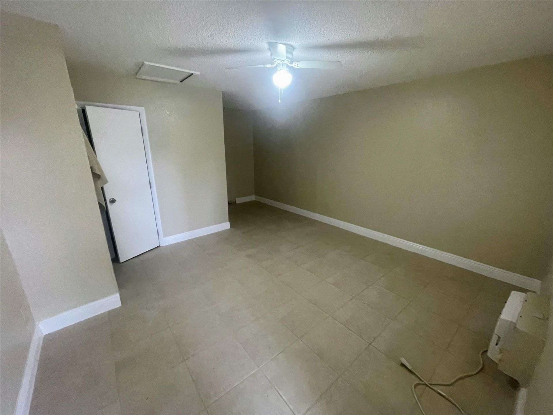 2800 W Sunrise Boulevard, Fort Lauderdale, FL 33311 Photo