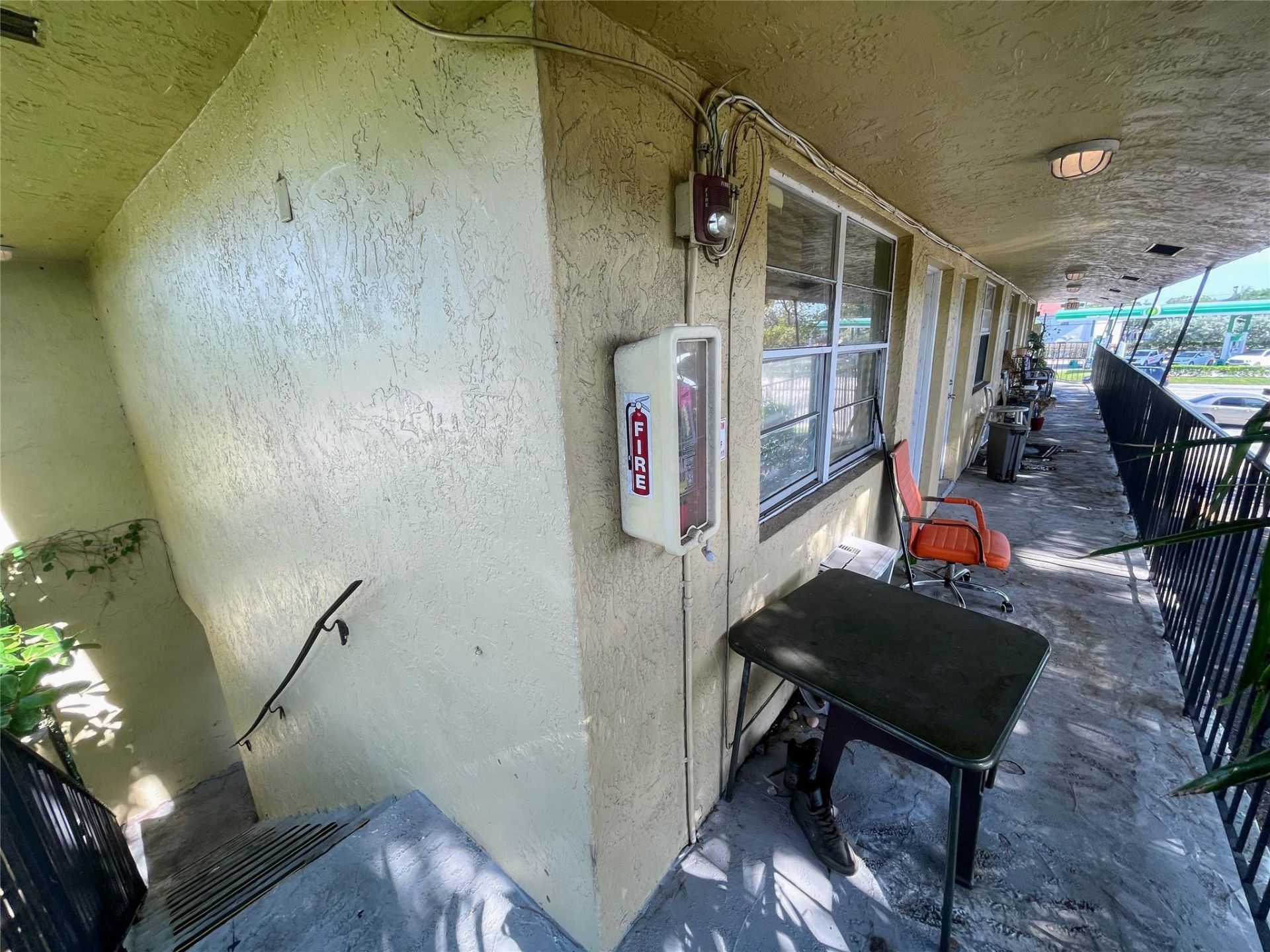 2800 W Sunrise Boulevard, Fort Lauderdale, FL 33311 Photo