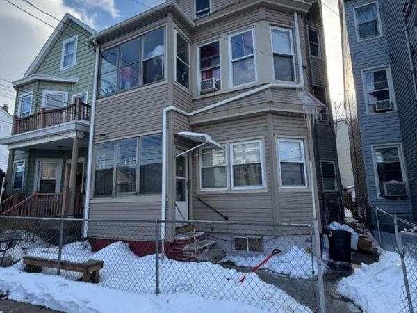 24 Doremus St, Paterson, NJ 07522