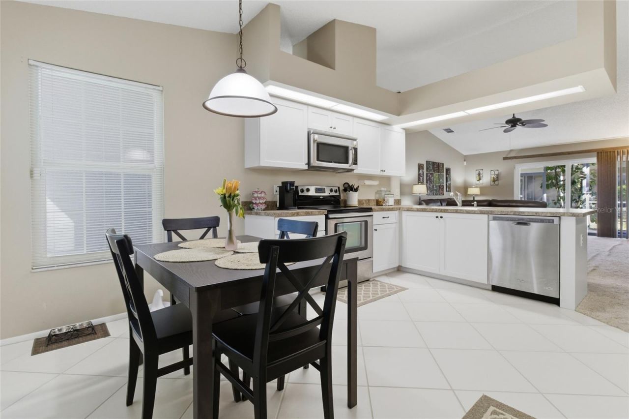 12041 68th Street, Largo, FL 33773 Photo