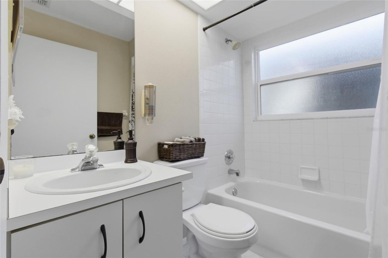 12041 68th Street, Largo, FL 33773 Photo