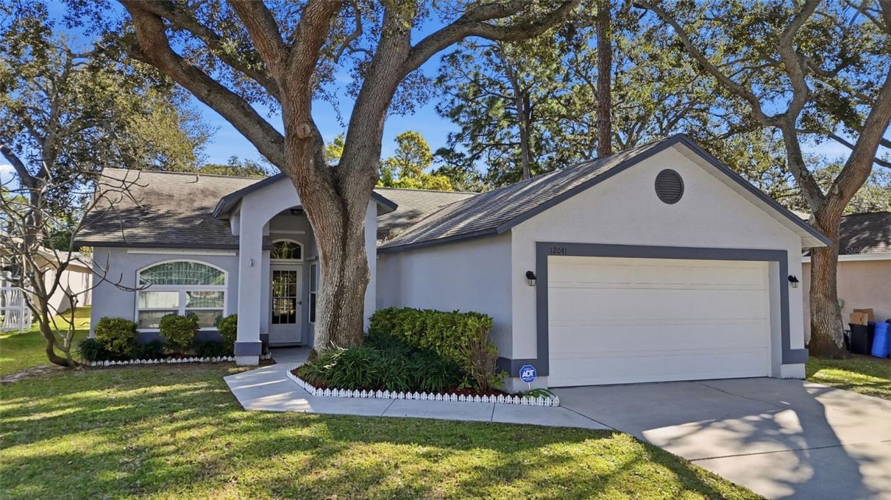 12041 68th Street, Largo, FL 33773 Photo