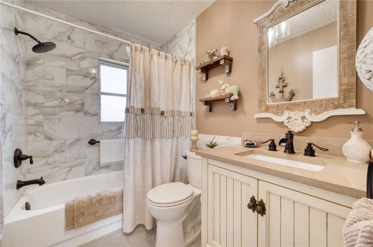 3802 41st Street Court W, Bradenton, FL 34205 Photo