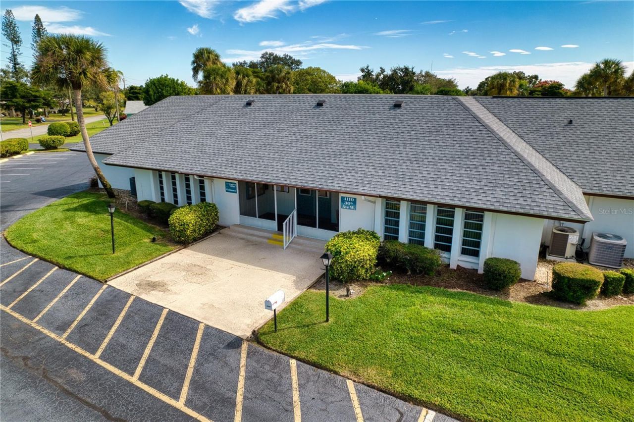 3802 41st Street Court W, Bradenton, FL 34205 Photo